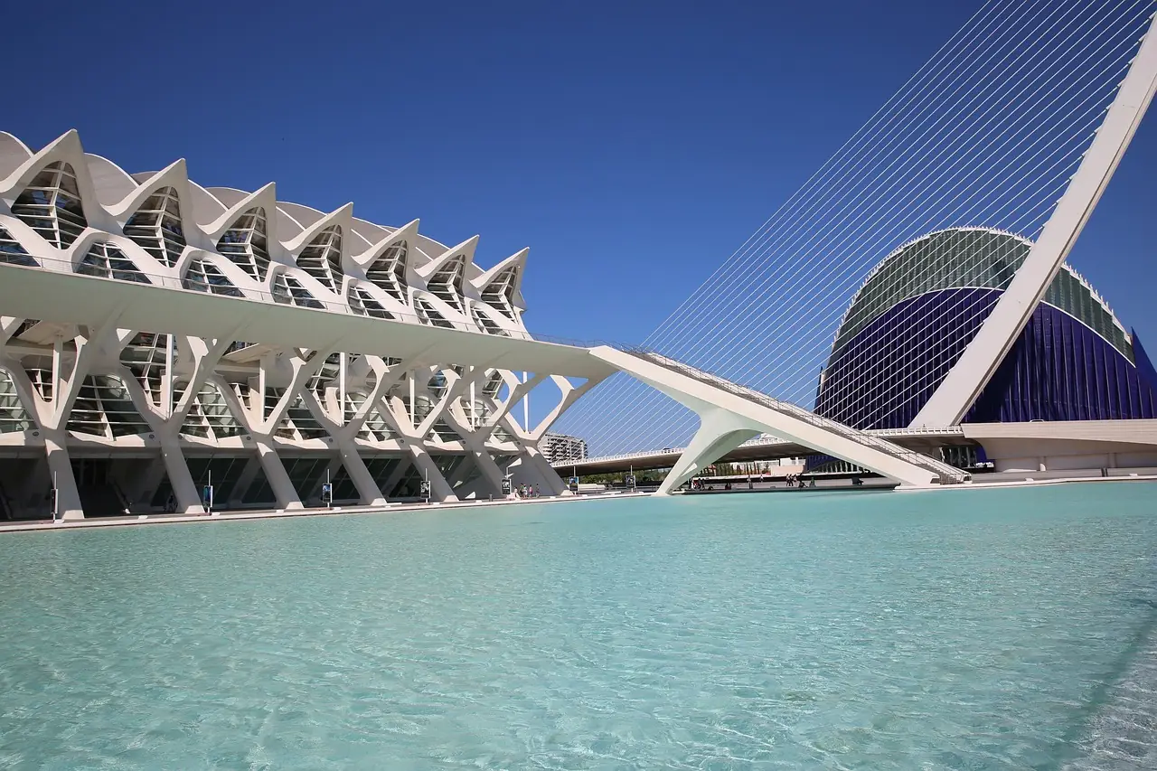 MARATONA DI VALENCIA: LA NEW YORK DEL FUTURO?